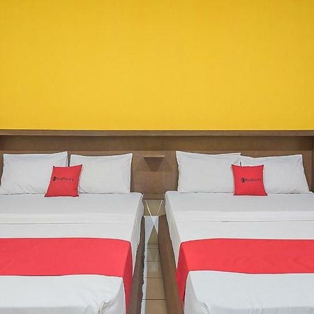 Reddoorz Near Alun Alun Subang Hotel Екстериор снимка